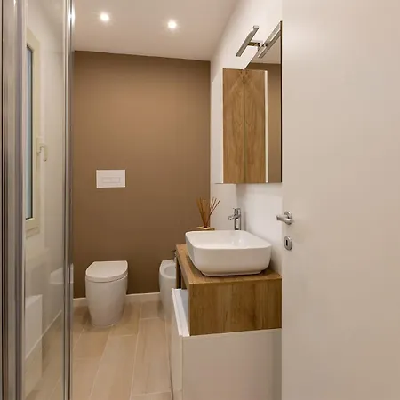 Dream House 29 Apartment
